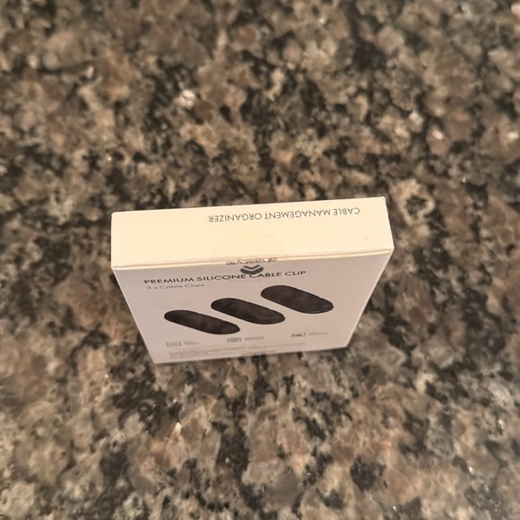 Ahastyle cable clip 3 pack factory sealed - Picture 4 of 5